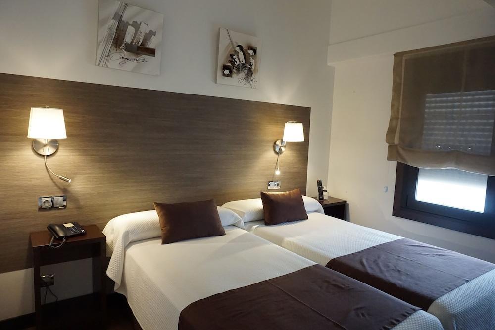 Suites A Coruna Ngoại thất bức ảnh